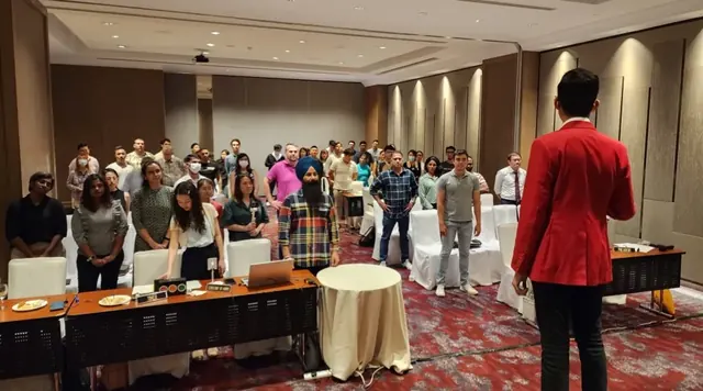 Hyder Taufik training a group